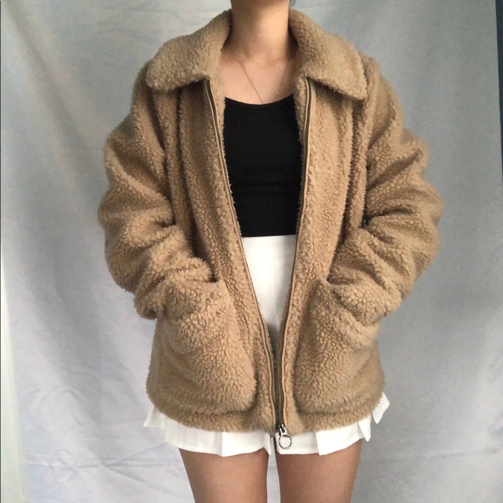 The coziest Hollister teddy coat!